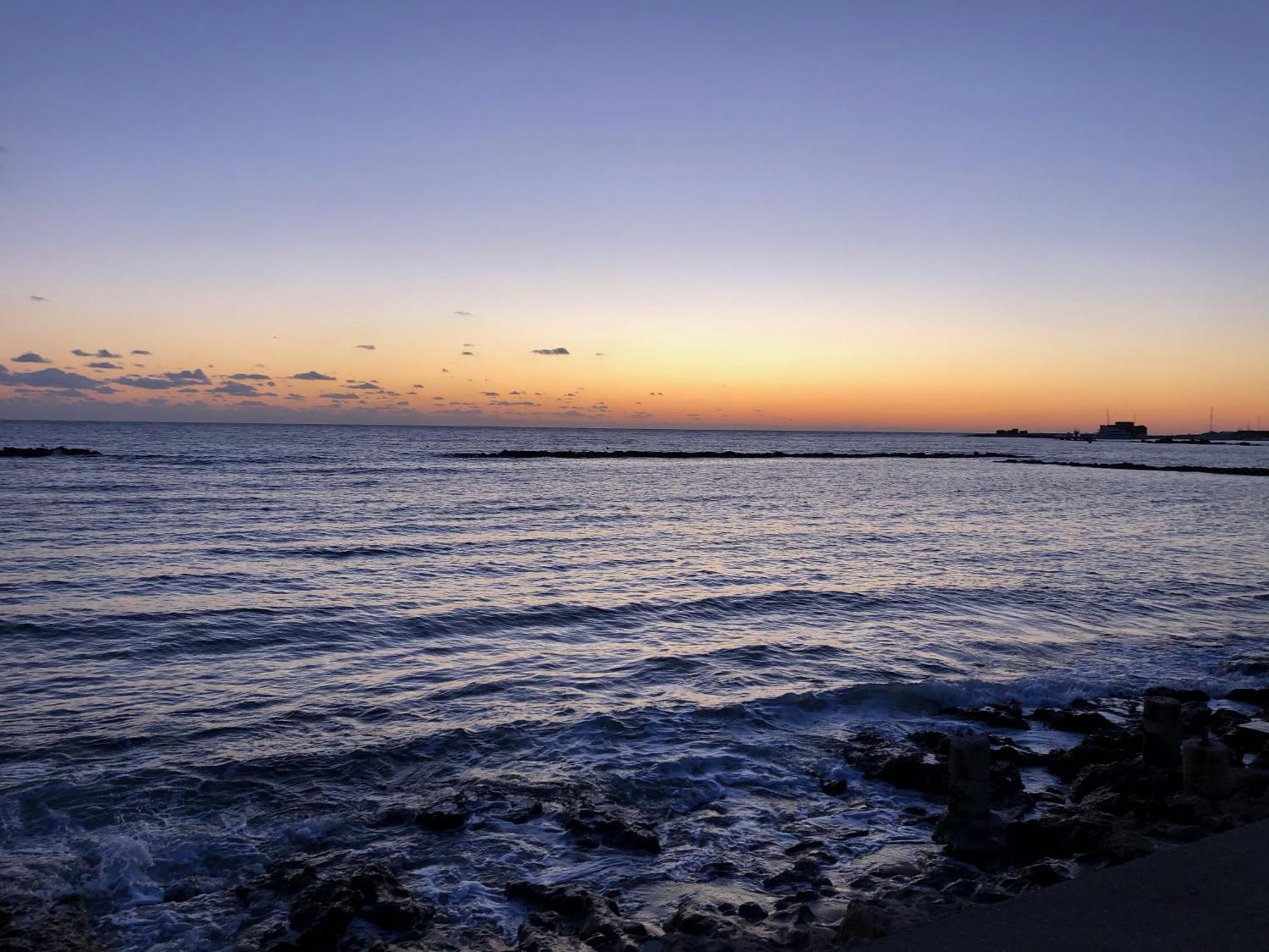 Modern 2Br Apartment With Pool, Veranda & Garden In Paphos Esterno foto